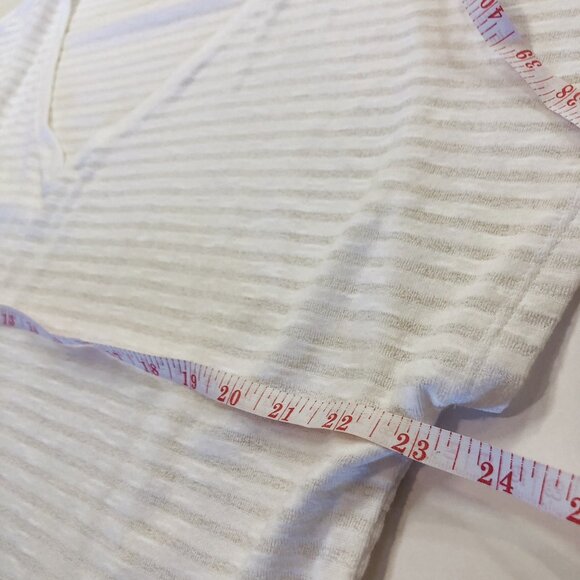 Gap Striped Semi Sheer Lightweight T-shirt Sz L Sleeveless V-Neck Cotton Blend - Picture 12 of 14
